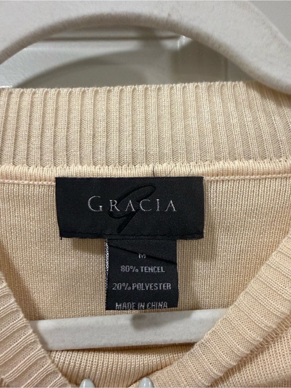 Gracia Cream Ruffle-Sleeve Knit Top - Picture 3 of 3